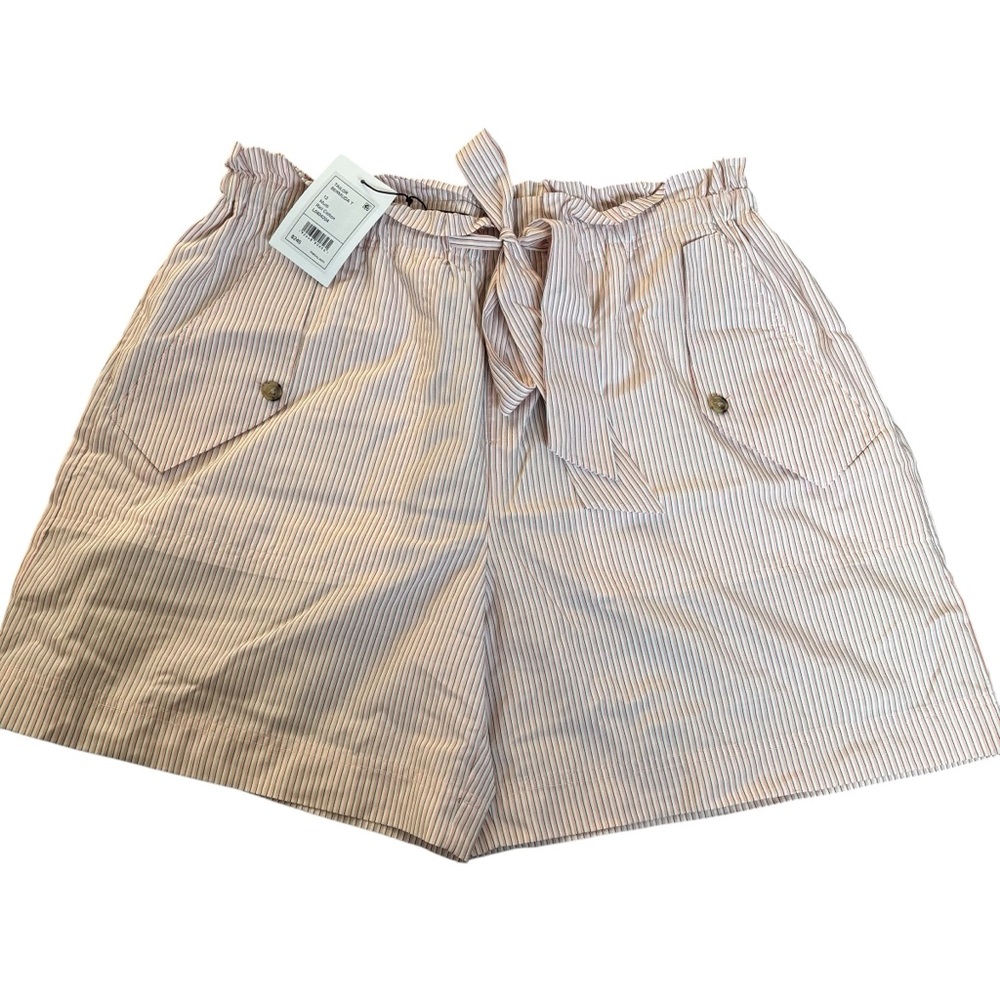 Theory Tailored‎ Belted Bermuda Short in Pinstripe Cotton